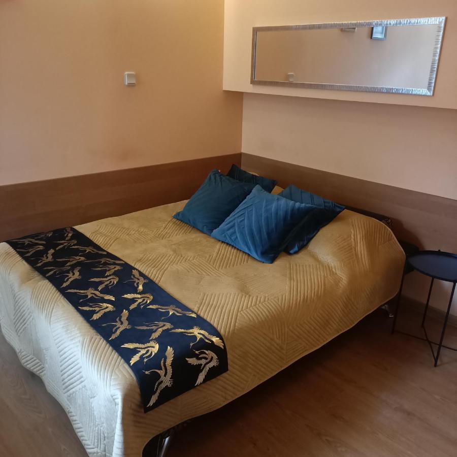"Vanilla" Pokoje I Apartamenty Nad Brzegiem Jeziora Okuninka Buitenkant foto